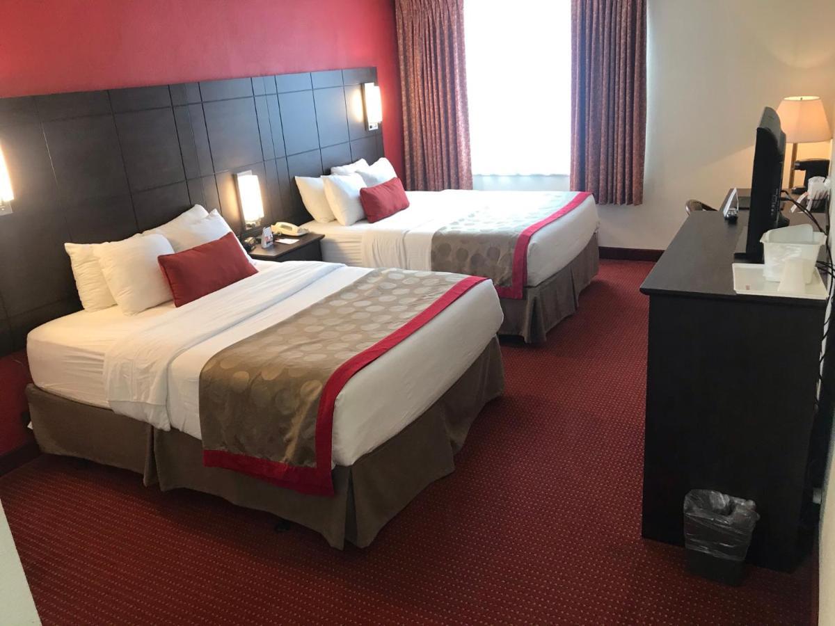 Hotel Ramada By Wyndham Ligonier Exteriér fotografie