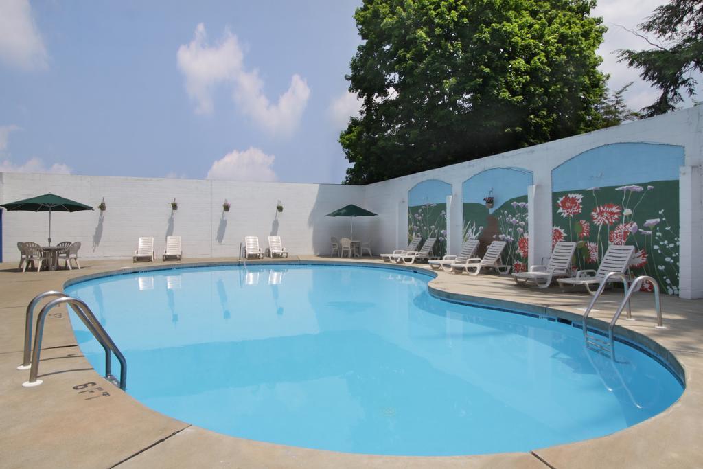 Hotel Ramada By Wyndham Ligonier Pokoj fotografie