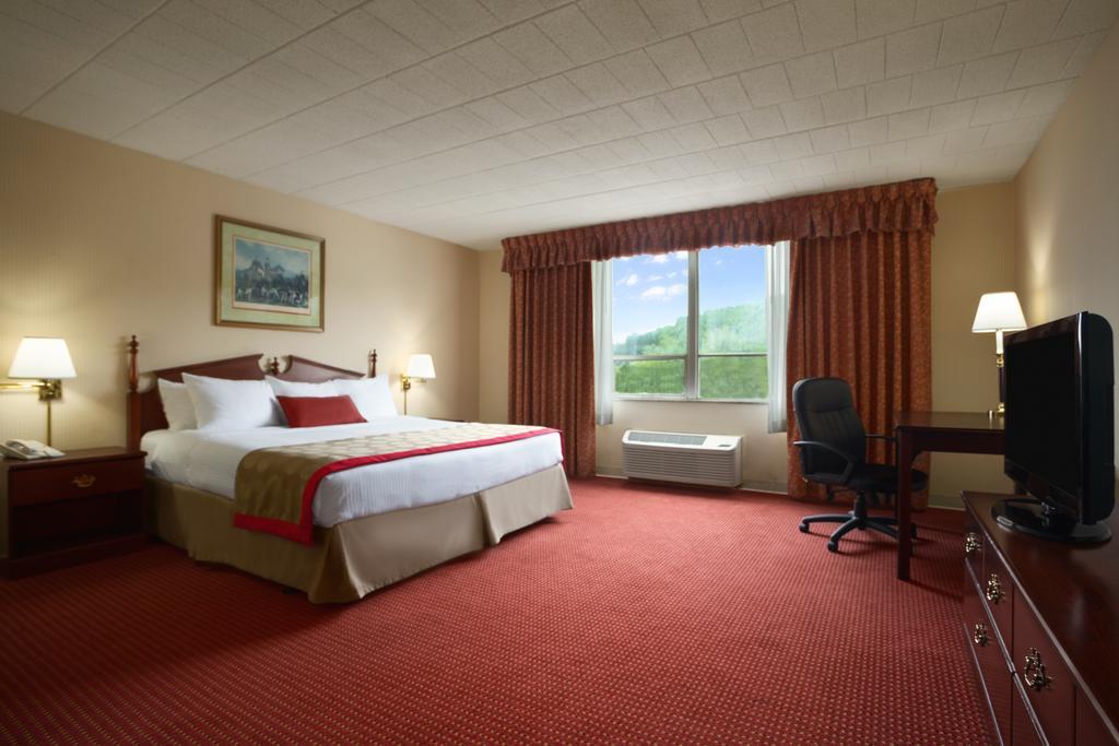 Hotel Ramada By Wyndham Ligonier Pokoj fotografie