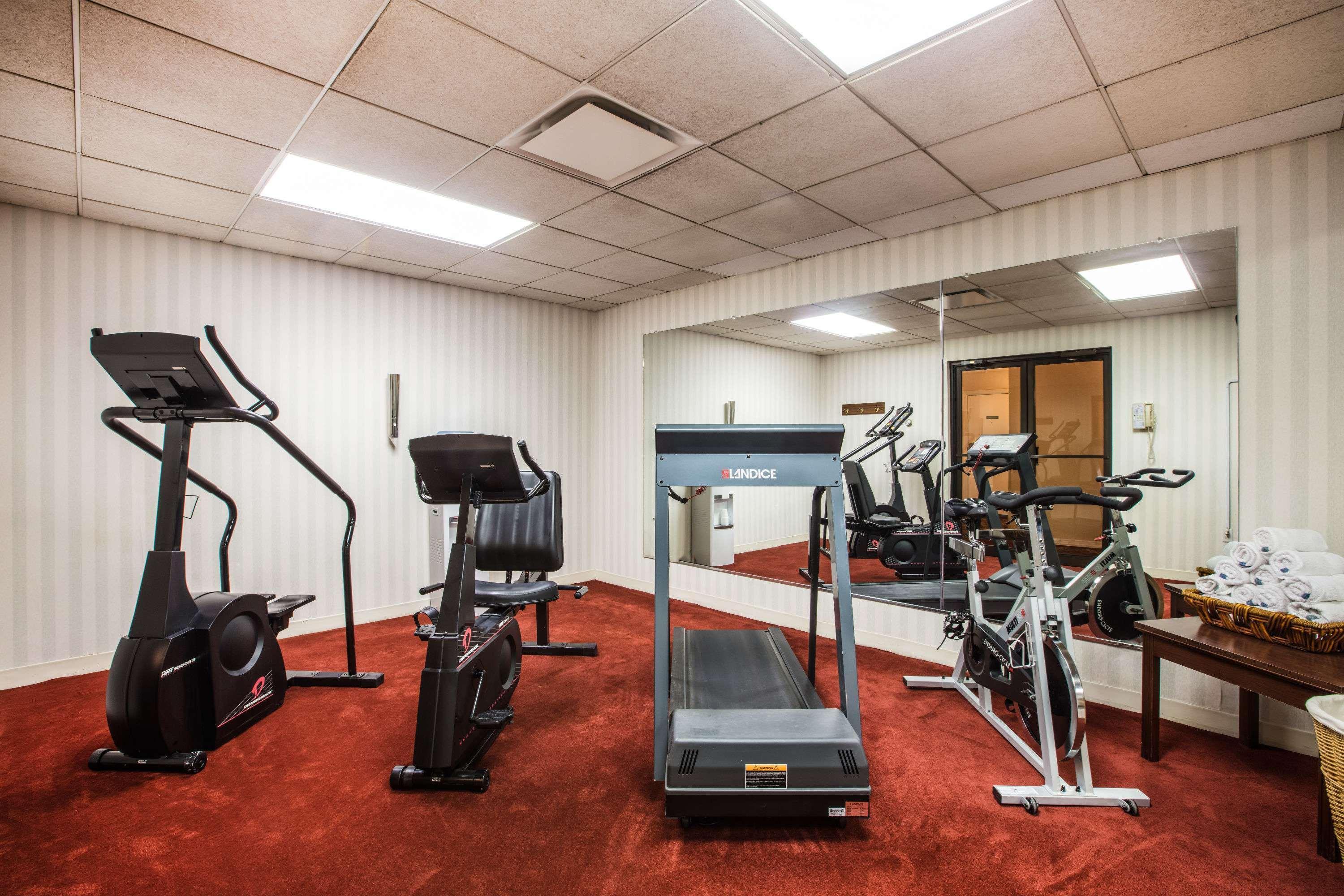Hotel Ramada By Wyndham Ligonier Exteriér fotografie