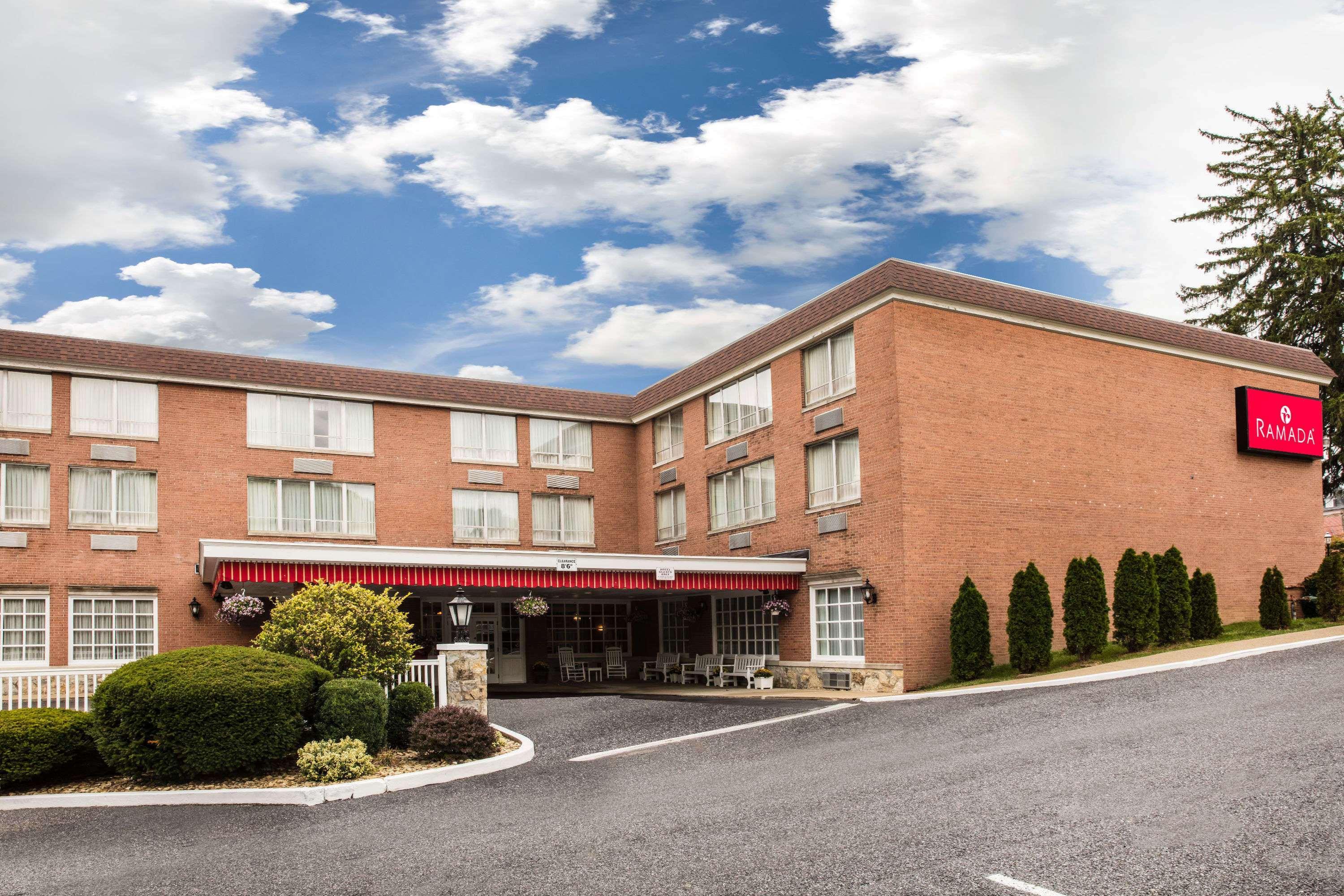 Hotel Ramada By Wyndham Ligonier Exteriér fotografie