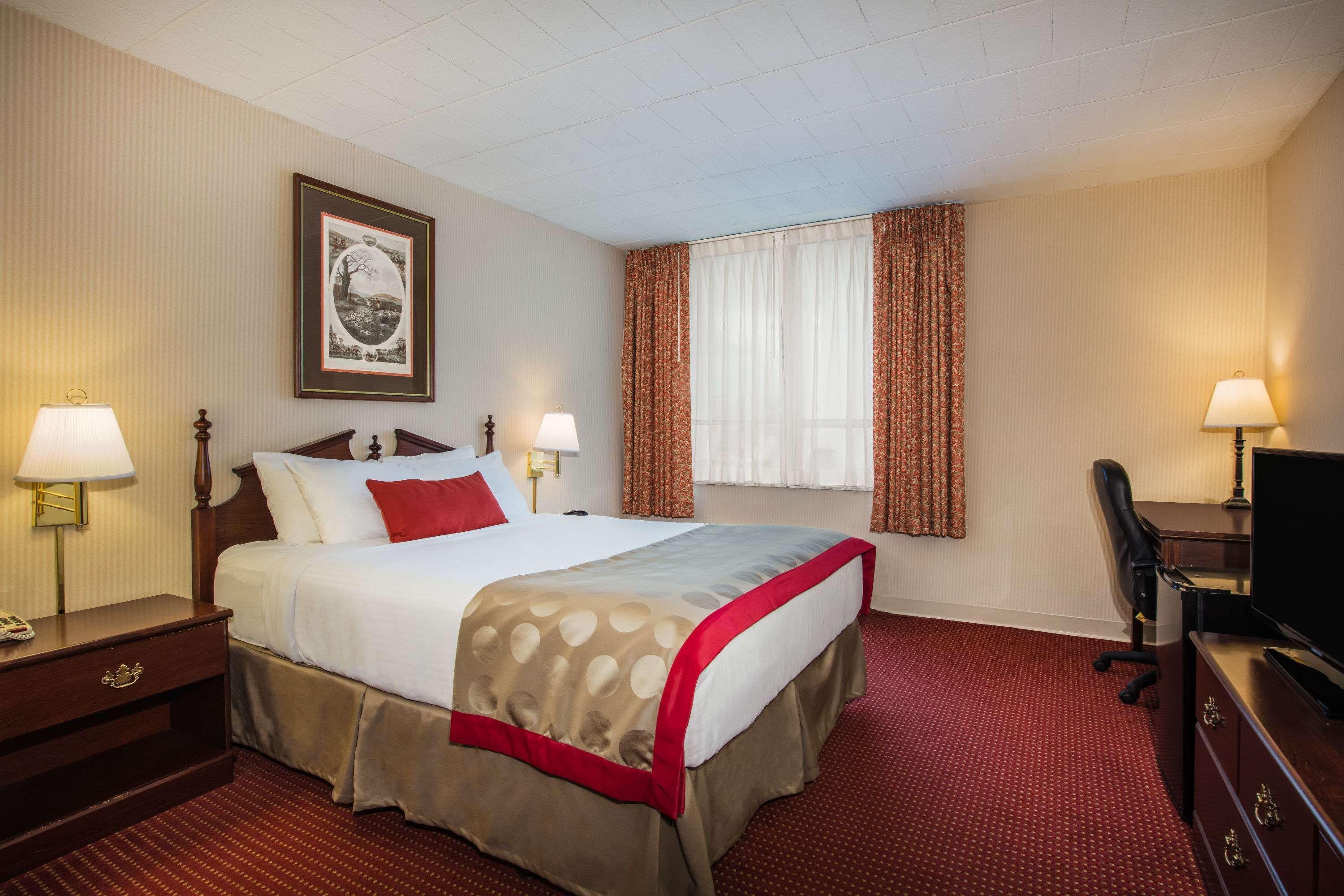 Hotel Ramada By Wyndham Ligonier Exteriér fotografie